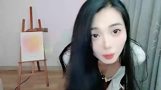 Snapshot of M-CC-M chatting on May 3, 2:34 pm M-CC-M online show from May 3, 2:34 pm