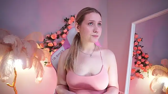 Emilicious online show from May 18, 1:39 pm