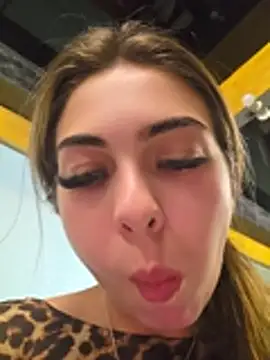 Snapshot of AylinRosee chatting on June 30, 4:08 pm AylinRosee online show from June 30, 4:08 pm