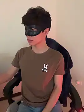 ojitosdegato online show from April 14, 4:46 pm