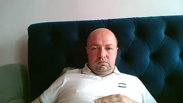 Luceriusbigass online show from May 16, 6:32 am