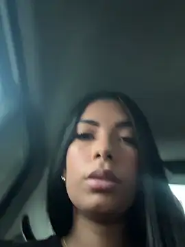 Snapshot of AlissonRossi chatting on July 17, 11:06 am AlissonRossi online show from July 17, 11:06 am