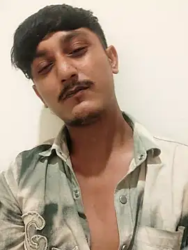 ROMEO JULIET0022 online show from April 19, 12:22 am