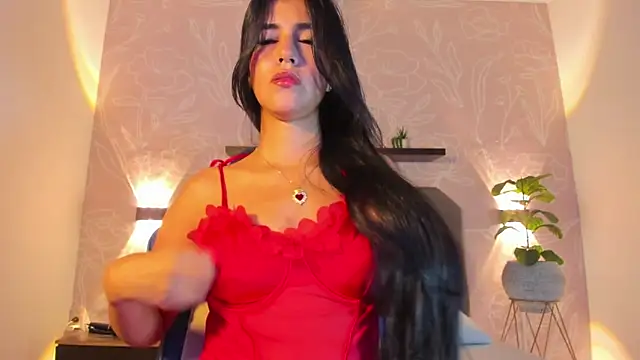 Snapshot of lunna_celeste chatting on April 30, 12:33 pm lunna celeste online show from April 30, 12:33 pm