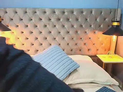 saintDangelo online show from April 18, 12:53 pm