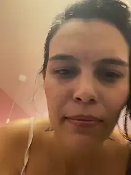 Snapshot of Freya1104 chatting on June 6, 12:54 pm Freya1104 online show from June 6, 12:54 pm