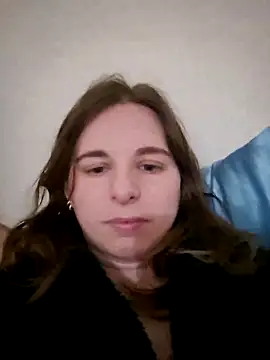 jade Montoe online show from April 16, 9:15 pm