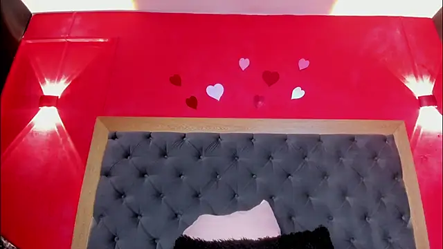RosyRoos online show from May 5, 6:16 pm