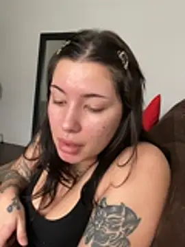 cherryxxox online show from April 14, 7:09 pm