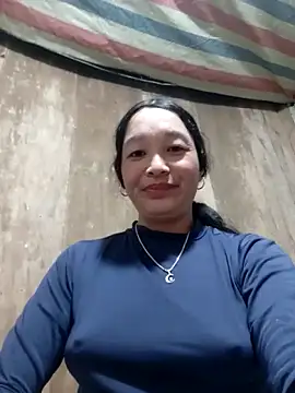 vanlucky2 online show from May 11, 2:45 pm