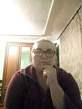 Snapshot of AureliaSky598 chatting on April 23, 5:59 pm AureliaSky598 online show from April 23, 5:59 pm