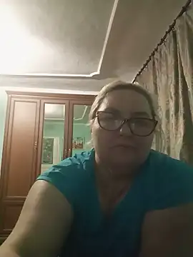 Snapshot of AureliaSky598 chatting on May 20, 7:31 pm AureliaSky598 online show from May 20, 7:31 pm