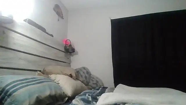 zdaddymm online show from June 29, 9:37 am