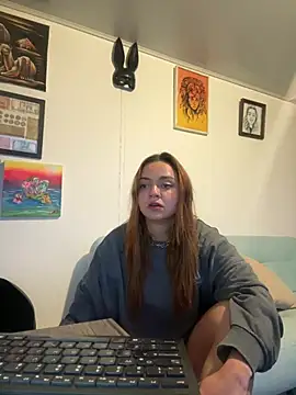 novahexx online show from April 13, 11:10 pm