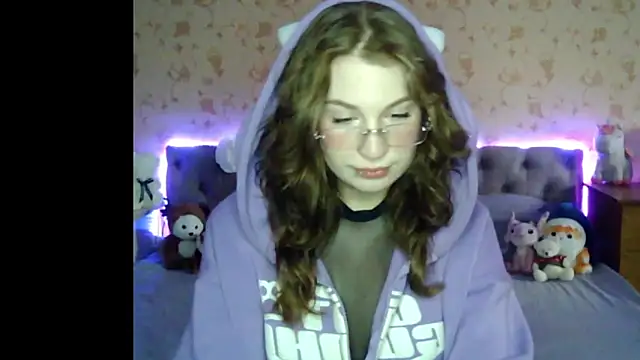 HoneyTangerine online show from April 23, 3:58 pm