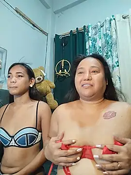 Snapshot of PowerDuoCouple69Xxx chatting on June 12, 2:16 pm PowerDuoCouple69Xxx online show from June 12, 2:16 pm