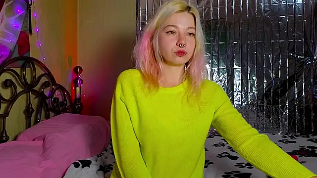 Sansarella online show from September 26, 4:00 pm