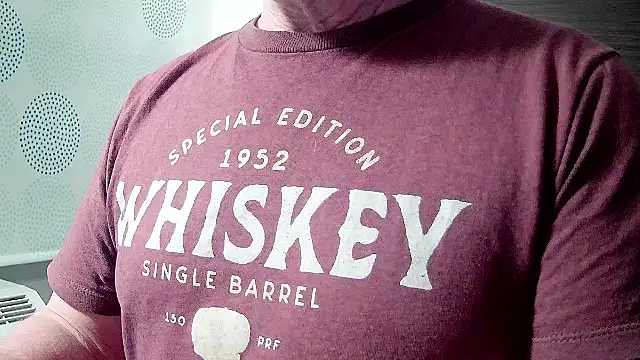 ilundercover online show from April 16, 8:37 am