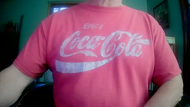 ilundercover online show from April 19, 10:58 am