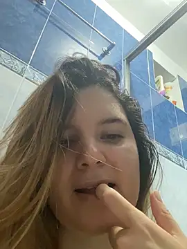 Snapshot of amelia_16 chatting on May 10, 10:26 pm amelia 16 online show from May 10, 10:26 pm