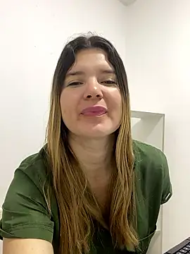 Snapshot of amelia_16 chatting on May 13, 12:46 pm amelia 16 online show from May 13, 12:46 pm