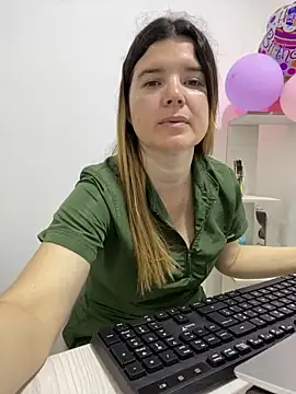 Snapshot of amelia_16 chatting on June 4, 2:34 pm amelia 16 online show from June 4, 2:34 pm