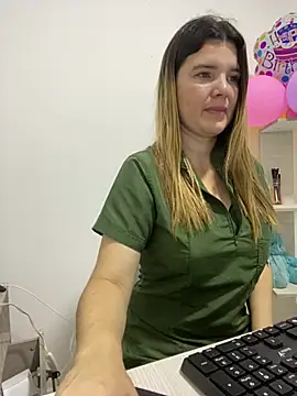 Snapshot of amelia_16 chatting on June 7, 1:37 pm amelia 16 online show from June 7, 1:37 pm