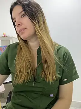 Snapshot of amelia_16 chatting on July 15, 2:33 pm amelia 16 online show from July 15, 2:33 pm