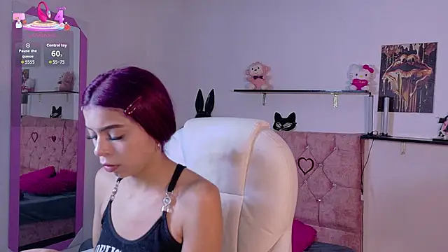 Snapshot of VelinaHoney chatting on May 21, 12:45 pm VelinaHoney online show from May 21, 12:45 pm