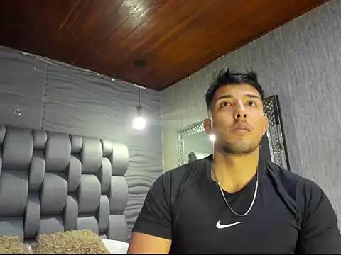 Snapshot of alangreek1 chatting on May 11, 11:16 am alangreek1 online show from May 11, 11:16 am