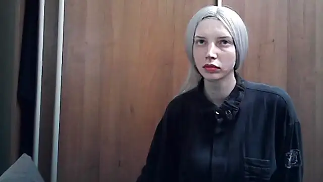 Snapshot of Crimson_Lady chatting on May 19, 5:30 pm Crimson Lady online show from May 19, 5:30 pm