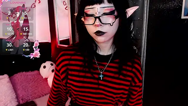 Snapshot of KiomyVamp chatting on June 24, 4:06 pm KiomyVamp online show from June 24, 4:06 pm