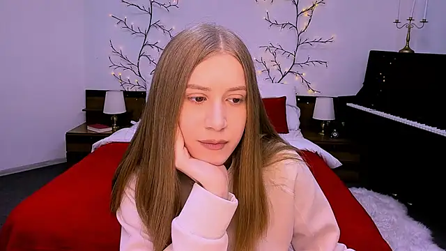 cheeky chick online show from April 18, 6:39 am