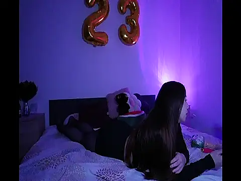 VivaLu online show from April 13, 6:02 pm