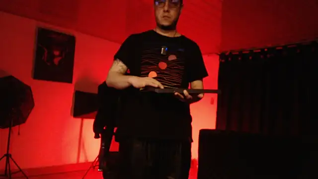 markswitch   online show from April 9, 2:22 am