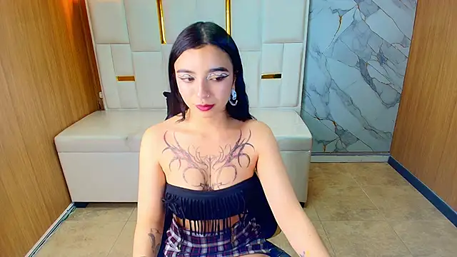 Snapshot of Samantha_petite_tf chatting on May 27, 3:25 am Samantha petite tf online show from May 27, 3:25 am