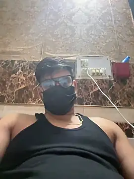 Snapshot of Badbuddy00 chatting on May 24, 7:52 pm Badbuddy00 online show from May 24, 7:52 pm