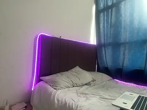  DavidPrince  online show from April 15, 6:37 pm