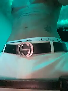 Snapshot of Chilly18_pro chatting on April 10, 1:22 am Chilly18 pro online show from April 10, 1:22 am