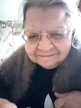 Snapshot of MartaMia68 chatting on April 28, 2:44 pm MartaMia68 online show from April 28, 2:44 pm