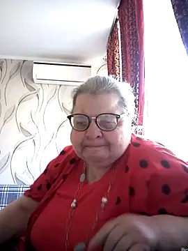 Snapshot of MartaMia68 chatting on May 5, 6:21 am MartaMia68 online show from May 5, 6:21 am