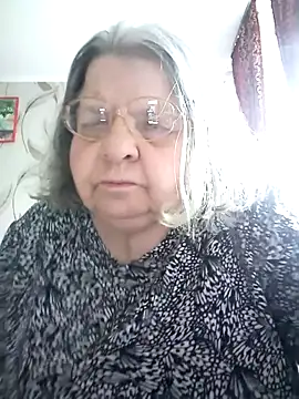 Snapshot of MartaMia68 chatting on May 22, 5:25 am MartaMia68 online show from May 22, 5:25 am