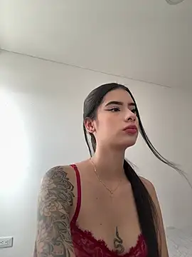Snapshot of Giiasteele chatting on May 24, 8:03 pm Giiasteele online show from May 24, 8:03 pm