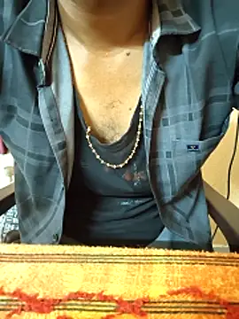 bullhottamil online show from April 19, 4:17 pm