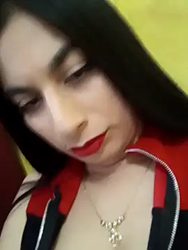 Snapshot of Perlizz_95 chatting on April 19, 12:00 am Perlizz 95 online show from April 19, 12:00 am