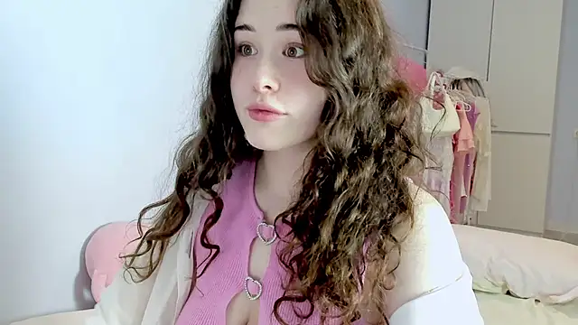 ChloeBlisss online show from May 27, 7:16 am