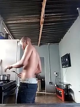 Snapshot of Nkazimulz chatting on April 20, 6:49 am Nkazimulz online show from April 20, 6:49 am
