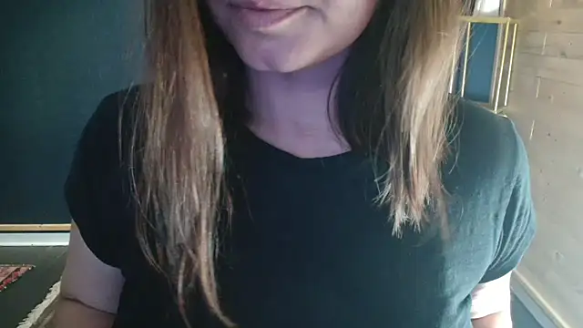 Snapshot of NicoleLove_ chatting on August 4, 4:59 am NicoleLove online show from August 4, 4:59 am
