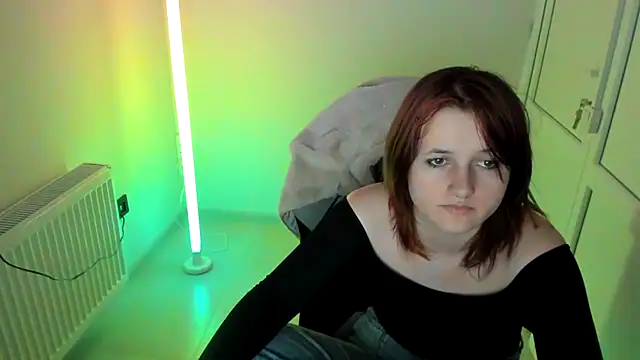 GoldenKiss online show from May 10, 6:51 am