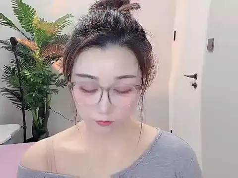 Yunxi- online show from April 17, 1:41 am